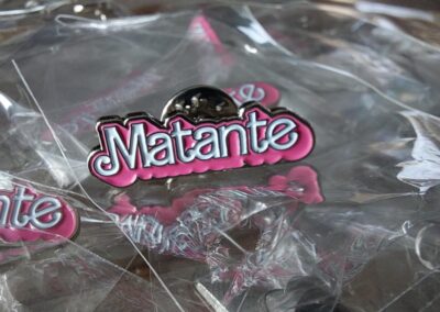 Pins matante